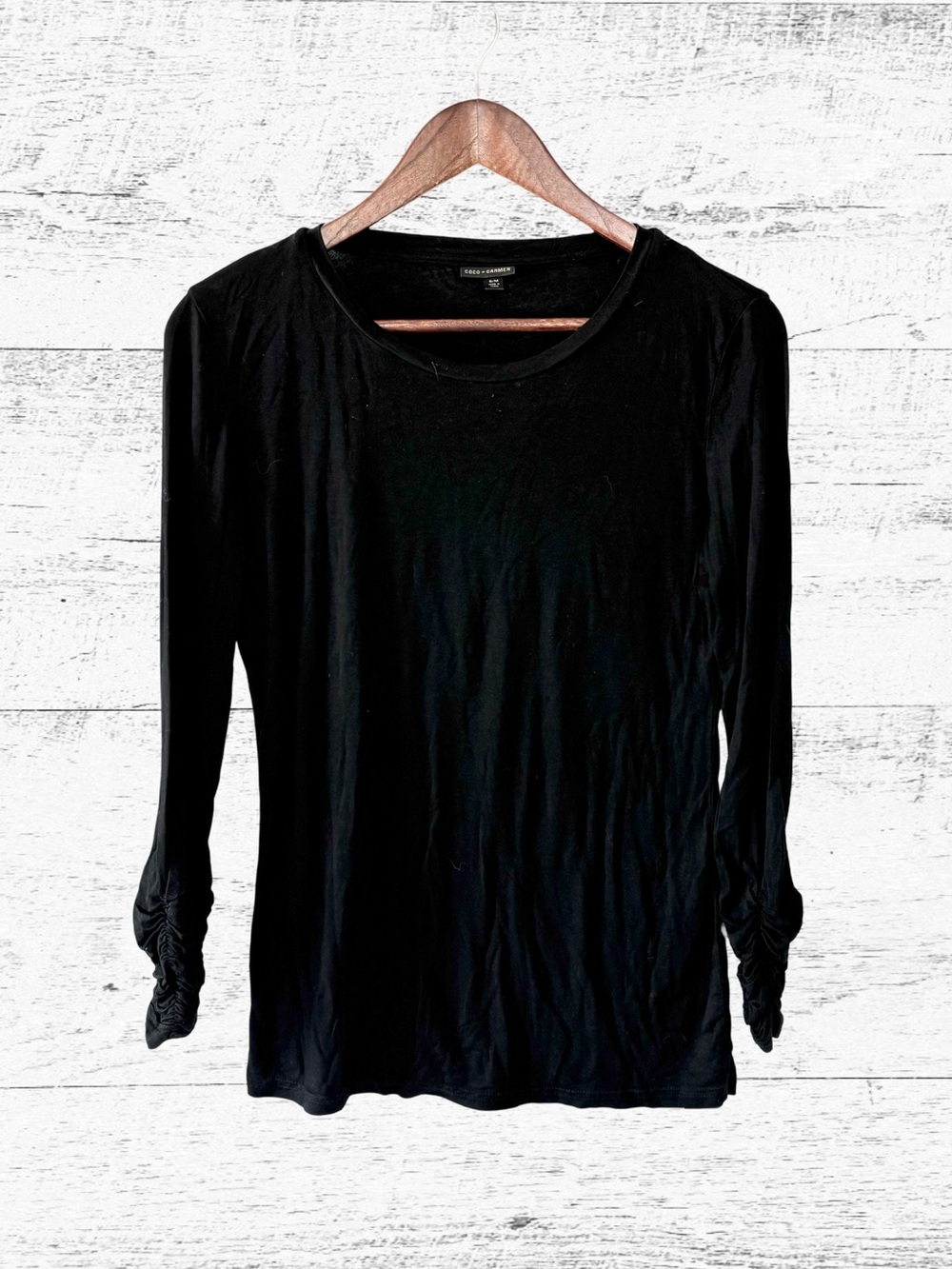 Coco + Carmen Scoop Neck Shirt